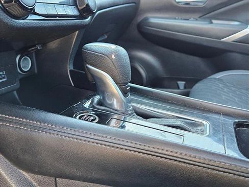 Used 2021 Nissan Kicks SV image 11