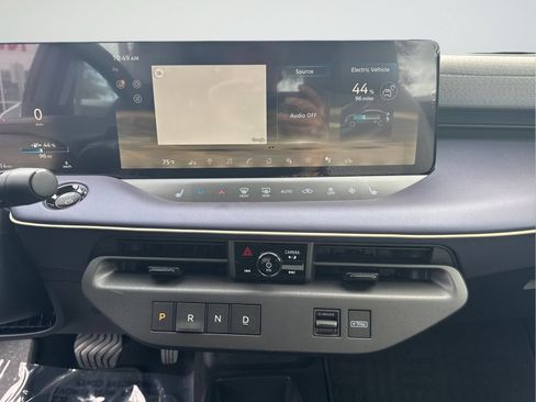 New 2026 Nissan Leaf SV+ w/ Floor Mat Package (SV+) FWD image 19