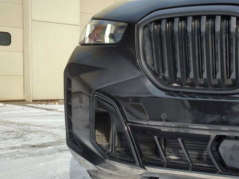 Certified 2024 BMW X5 xDrive40i w/ M Sport Package image 11