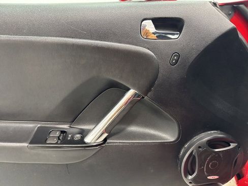 Used 2008 Saturn Sky w/ Premium Trim Package image 9