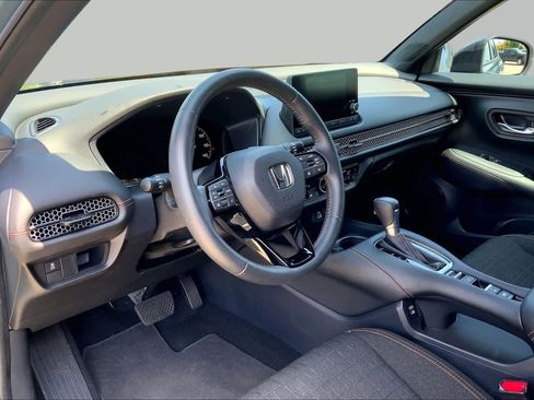 Used 2024 Honda HR-V Sport image 17