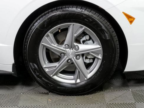 Used 2023 Hyundai Sonata SE image 34