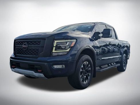 Used 2023 Nissan Titan PRO-4X w/ Pro-4x Convenience Package AWD/4WD image 7