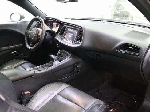 Used 2018 Dodge Challenger SXT Plus image 18
