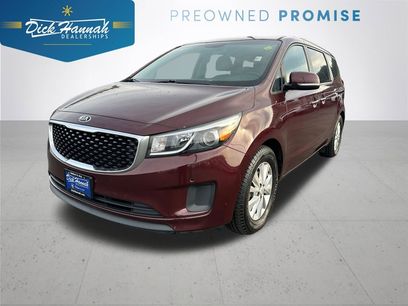 Used 2017 Kia Sedona LX w/ LX Essentials Premium Package