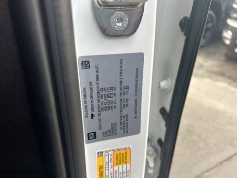 Used 2024 Chevrolet Tahoe LT image 34