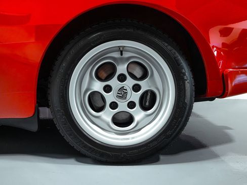Used 1986 Porsche 944 Turbo image 12