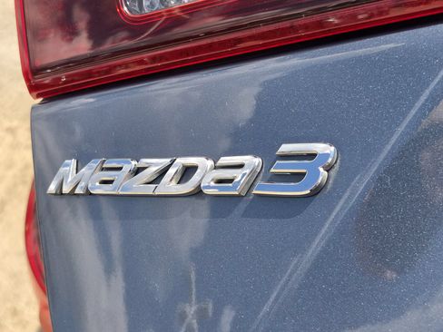 Used 2016 MAZDA MAZDA3 i Sport w/ Preferred Equipment Package FWD image 12