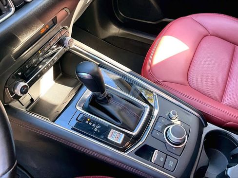 Used 2021 MAZDA CX-5 Carbon Edition image 17
