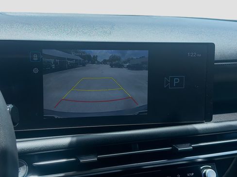 Used 2025 Hyundai Tucson SEL FWD image 11