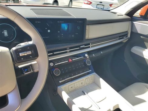 Used 2024 Hyundai Santa Fe Calligraphy image 31