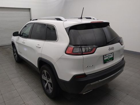 Used 2019 Jeep Cherokee Limited AWD/4WD image 5