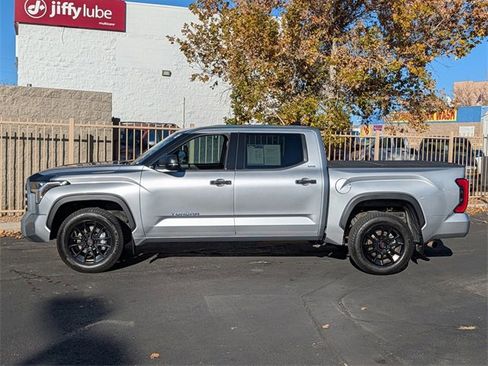 Used 2022 Toyota Tundra SR5 image 3