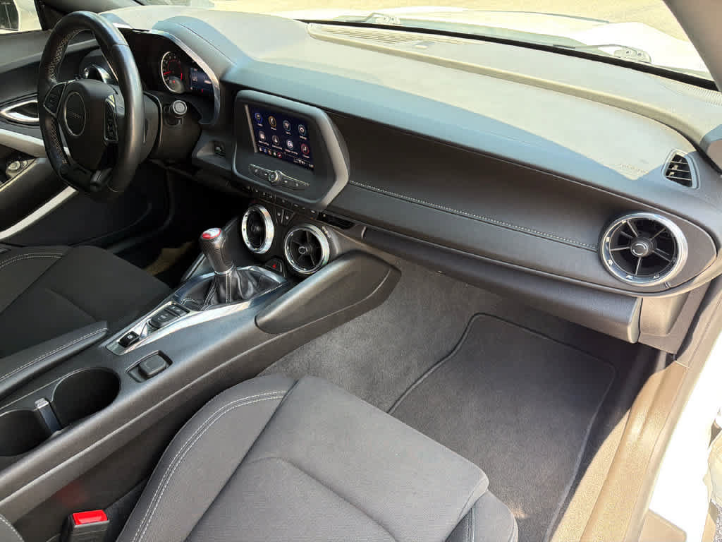 Used 2023 Chevrolet Camaro LT RWD image 13