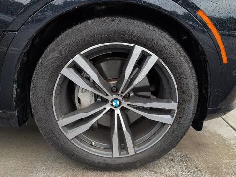 Used 2024 BMW X7 xDrive40i w/ Executive Package AWD/4WD image 5