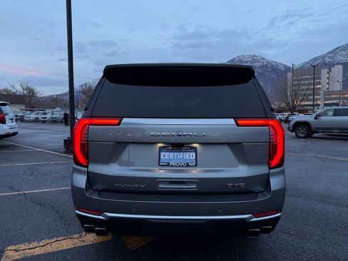 Used 2026 GMC Yukon Denali w/ Denali Reserve Package image 7