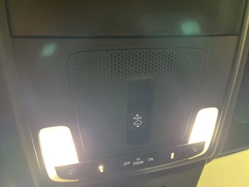 Used 2022 Honda Civic Sport Touring image 11