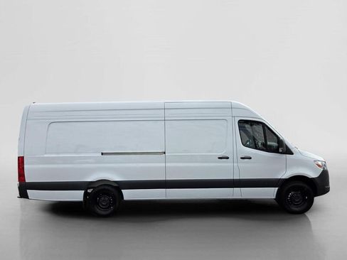 New 2026 Mercedes-Benz Sprinter 2500 image 6