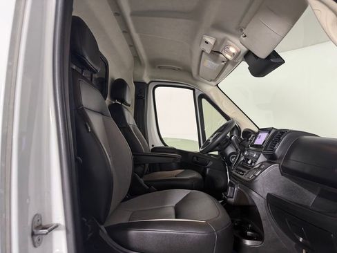Used 2025 RAM ProMaster 2500 w/ Convenience Group FWD image 26