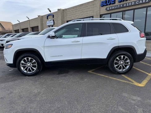 Used 2019 Jeep Cherokee Latitude Plus w/ Cold Weather Group image 8