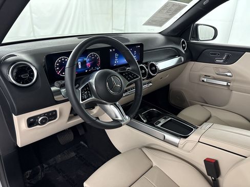 Certified 2026 Mercedes-Benz GLB 250 image 4
