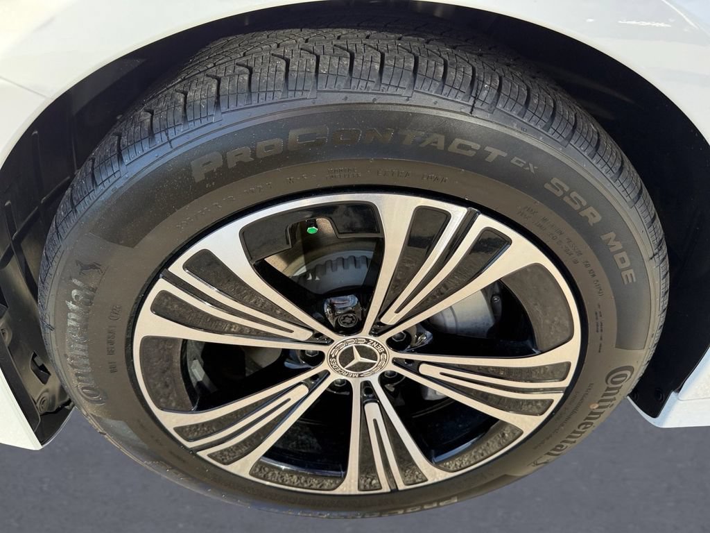 New 2026 Mercedes-Benz E 350 4MATIC Sedan image 8