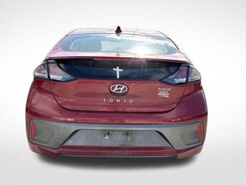 Used 2020 Hyundai Ioniq SEL image 4