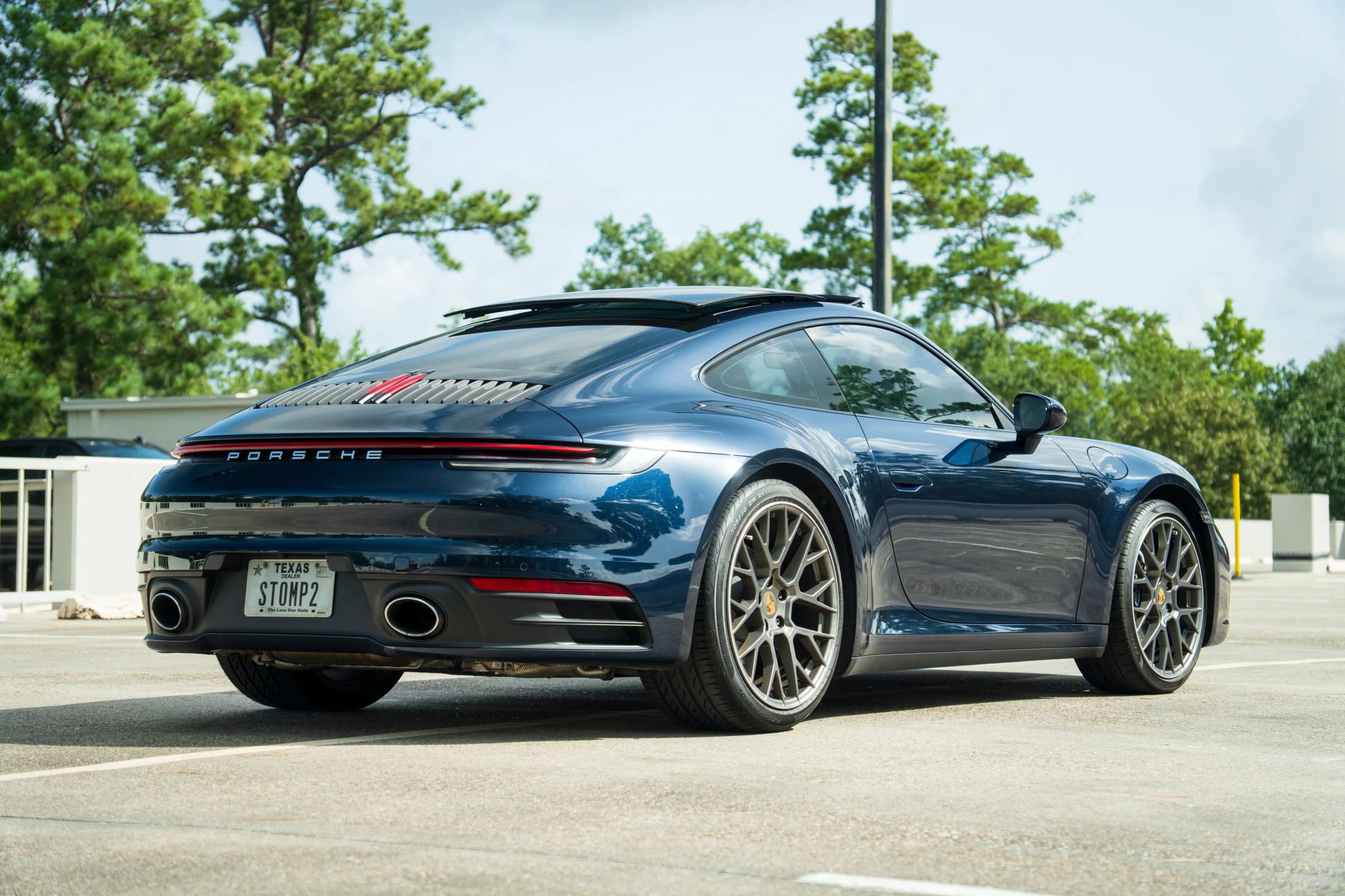 Used 2020 Porsche 911 Carrera RWD image 11