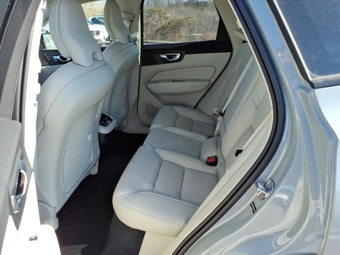 New 2026 Volvo XC60 B5 Ultra w/ Protection Package Premier image 13