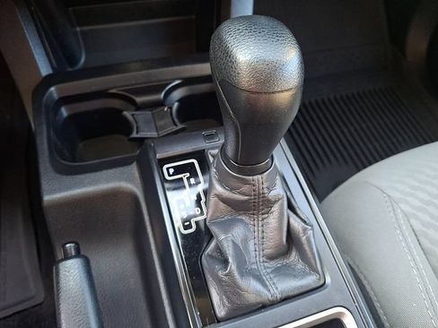 Used 2021 Toyota Tacoma SR w/ SR Convenience Package AWD/4WD image 14