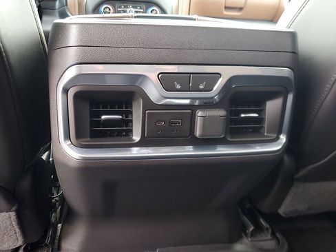 Used 2020 Chevrolet Silverado 1500 High Country w/ Technology Package image 12