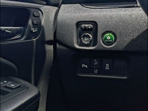 Used 2022 Honda Pilot Touring image 30