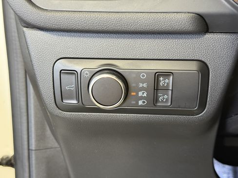 Certified 2023 Ford Escape ST-Line w/ Tech Pack #1 FWD image 28