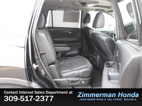 Used 2019 Honda Pilot Touring image 8