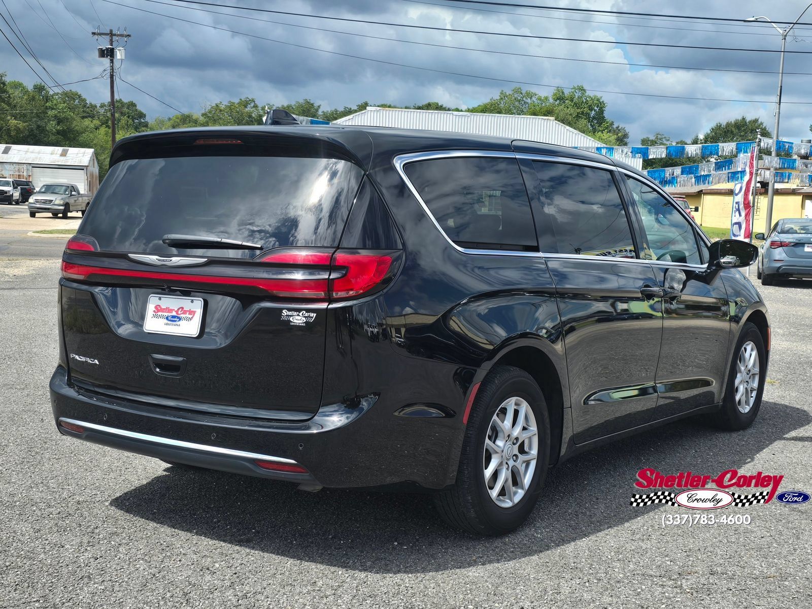 Used 2026 Chrysler Pacifica Select FWD image 6
