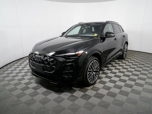 New 2026 Audi SQ5 Premium Plus image 27