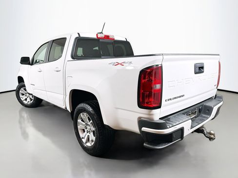 Used 2022 Chevrolet Colorado LT w/ Safety Package image 5