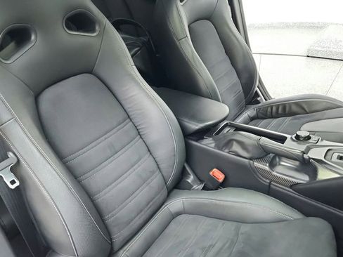 Used 2019 Nissan GT-R AWD/4WD image 22