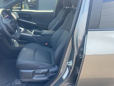 Used 2023 Subaru Solterra AWD image 5
