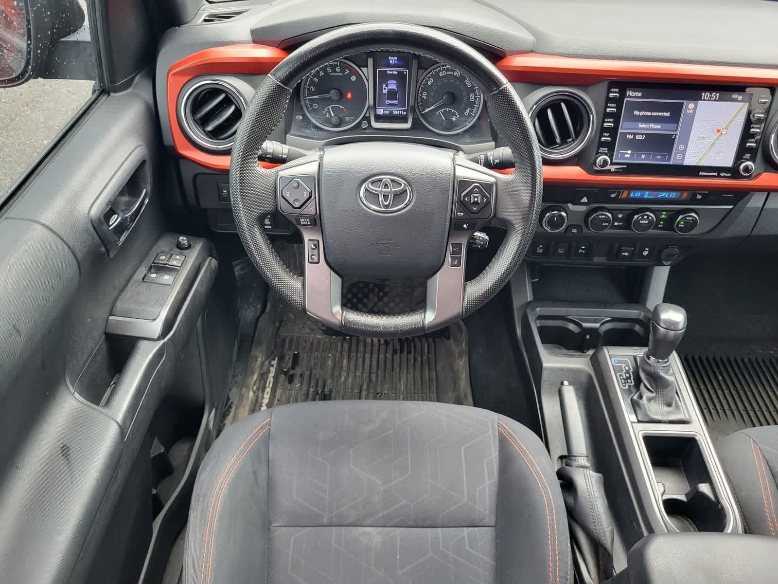 Used 2020 Toyota Tacoma TRD Sport w/ TRD Premium Sport Package AWD/4WD image 26