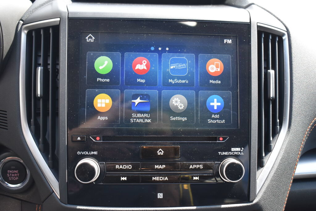 Used 2020 Subaru Crosstrek 2.0i Limited w/ Moonroof Package w/Navigation AWD/4WD image 11