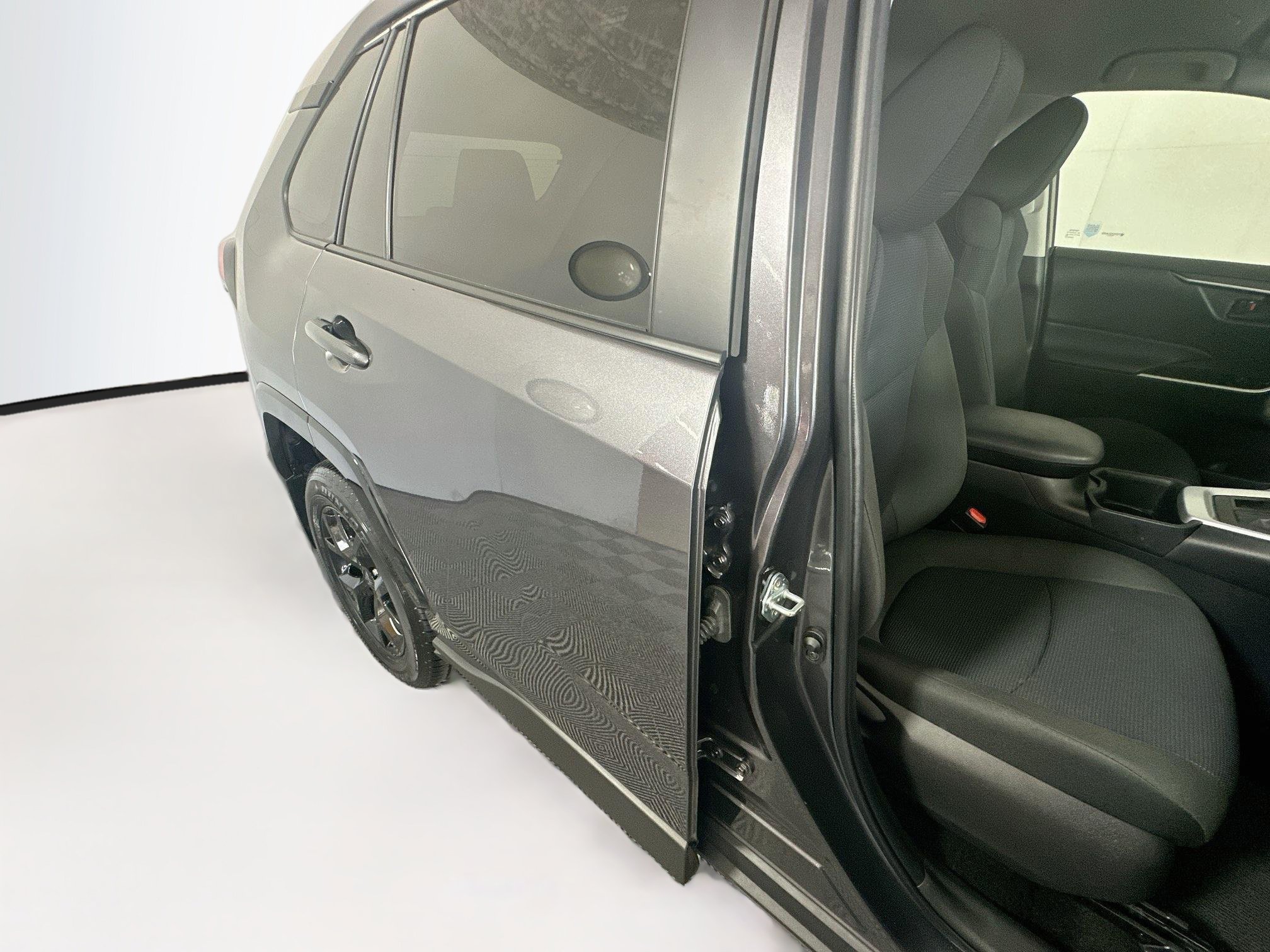 Certified 2025 Toyota RAV4 LE FWD image 27