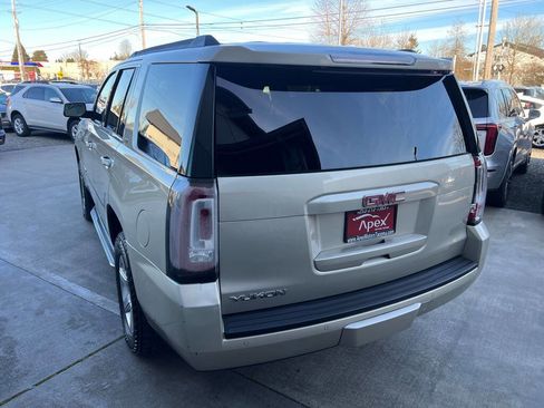 Used 2015 GMC Yukon SLT image 6