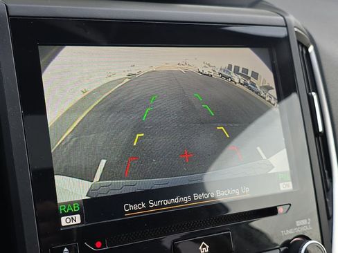 Used 2019 Subaru Crosstrek 2.0i Limited w/ Moonroof Package w/Navigation image 19