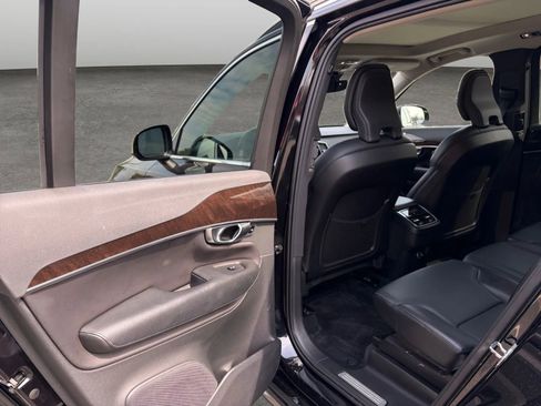 Used 2019 Volvo XC90 T5 Momentum image 14
