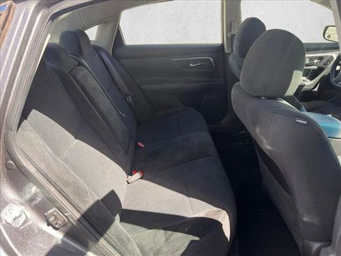 Used 2015 Nissan Altima 2.5 S w/ Special Edition Package image 19