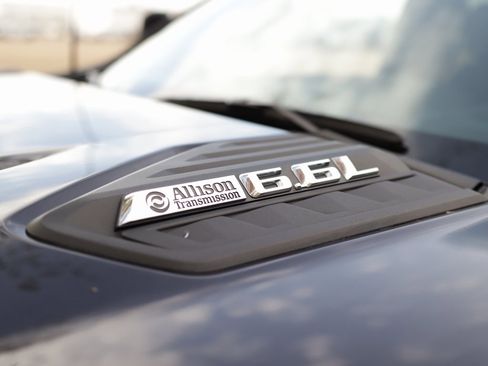 Used 2024 Chevrolet Silverado 2500 Custom w/ Custom Value Package image 35