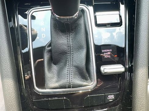 New 2025 Jeep Compass Limited image 15