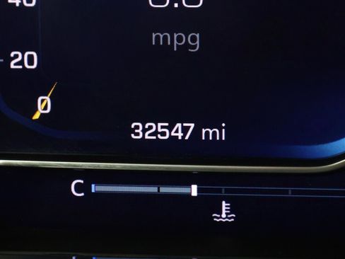 Used 2025 Chevrolet Silverado 3500 LTZ w/ LTZ Texas Edition image 34