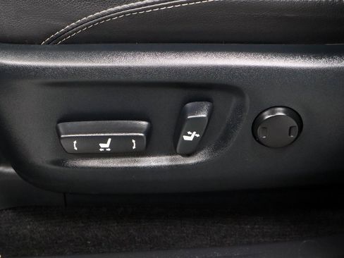 Used 2023 Toyota 4Runner Limited image 25